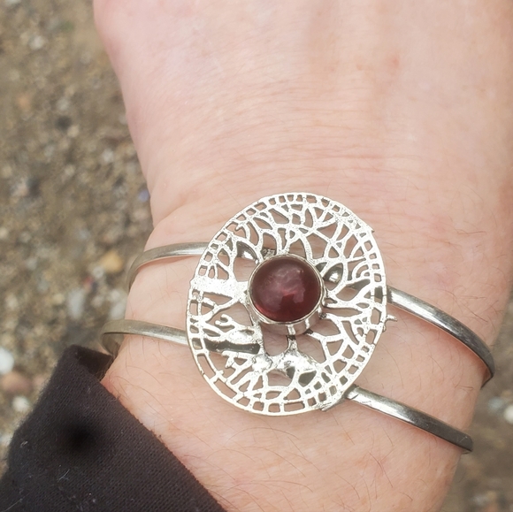 New Garnet 925 Silver Cuff Bracelet. - Picture 9 of 14